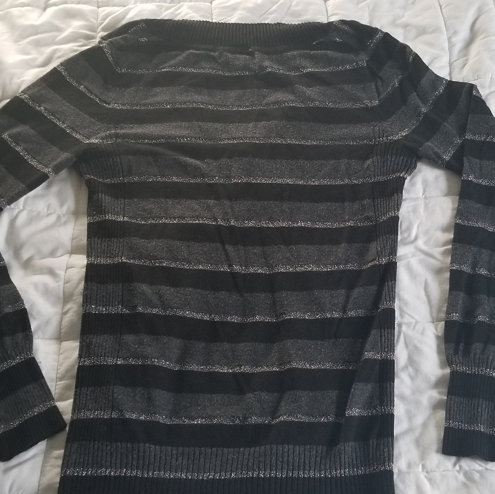 Express sweater - Picture 3 of 4